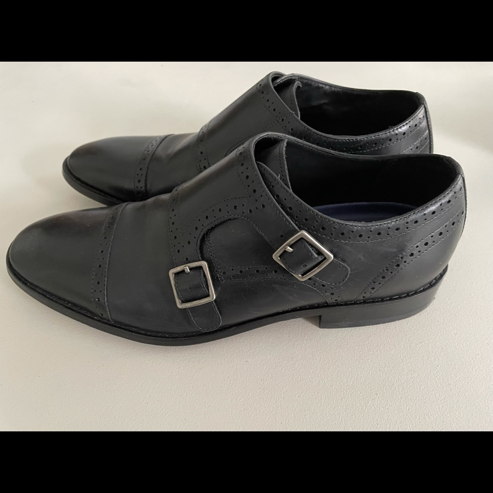 Men black Bostonian monk strap leather shoe